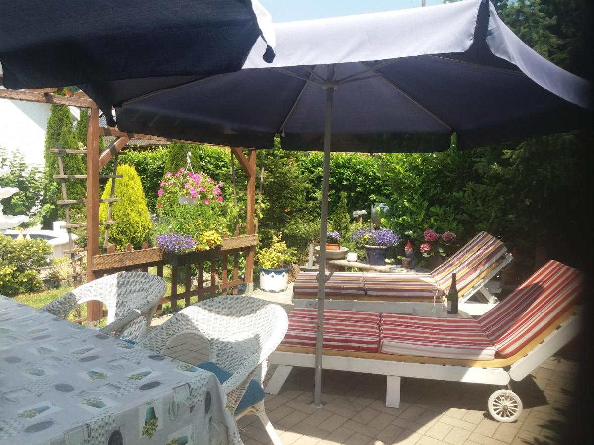 Ferienwohnung Im Bungert Merzig Exteriör bild