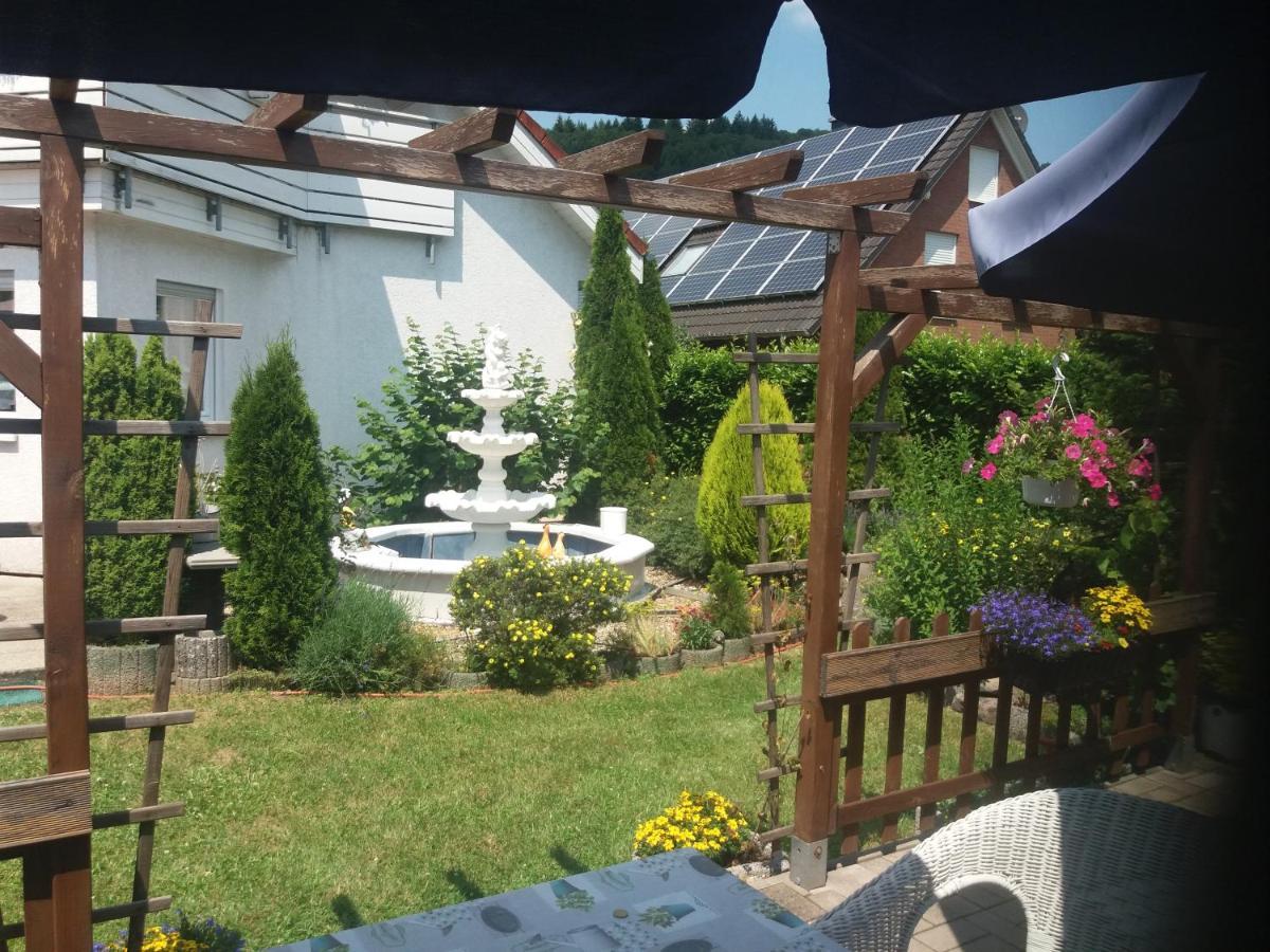 Ferienwohnung Im Bungert Merzig Exteriör bild